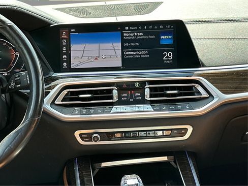 Used 2021 BMW X7 xDrive40i w/ Executive Package AWD/4WD image 34