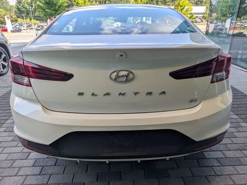 Used 2020 Hyundai Elantra SE w/ Cargo Package (C1) FWD image 5