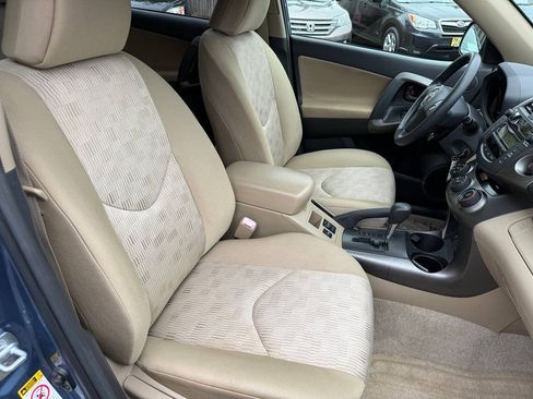 Used 2011 Toyota RAV4 4WD image 68