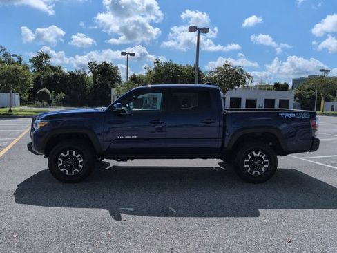 Certified 2023 Toyota Tacoma TRD Off-Road w/ Technology Package AWD/4WD image 7