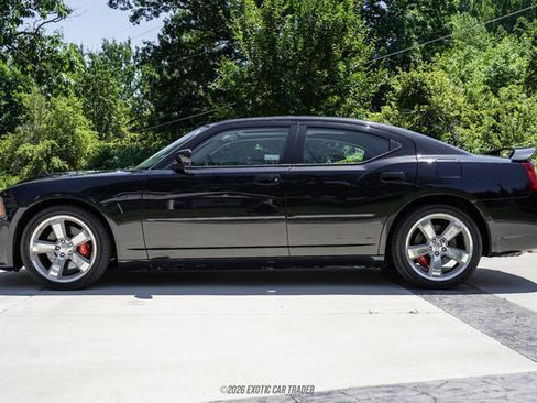 Used 2007 Dodge Charger SRT8 w/ SRT Option Group II RWD image 3