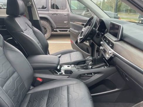 Used 2022 Kia Telluride SX w/ SX Prestige Package image 17