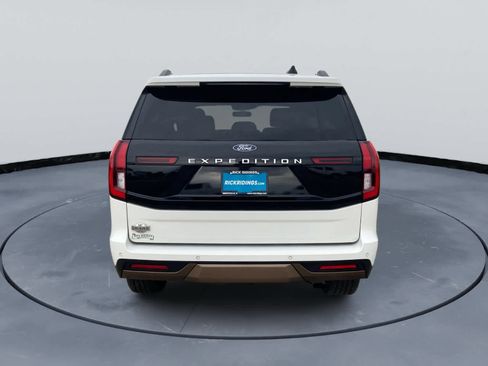Used 2025 Ford Expedition King Ranch AWD/4WD image 7