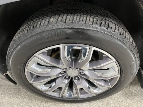 Used 2020 GMC Yukon SLT AWD/4WD image 12