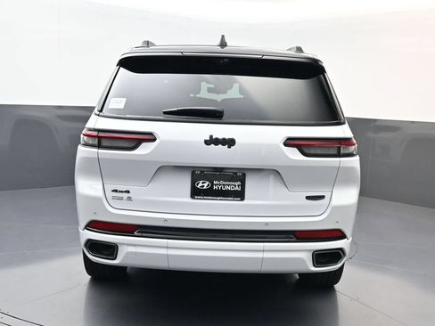Used 2025 Jeep Grand Cherokee L Summit AWD/4WD image 4