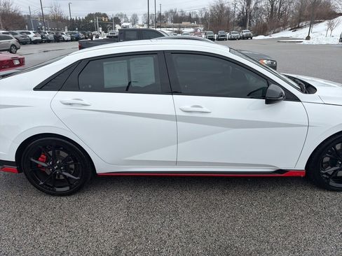 Used 2025 Hyundai Elantra N image 3