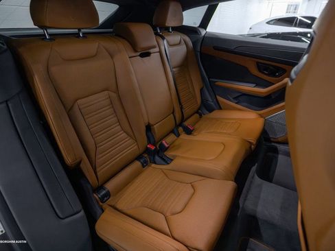 Used 2025 Lamborghini Urus S AWD/4WD image 47