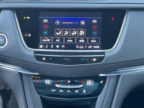 New 2025 Cadillac XT5 Luxury image 15