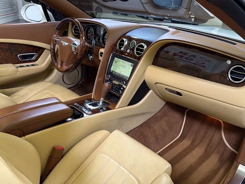Used 2012 Bentley Continental GT AWD/4WD image 16