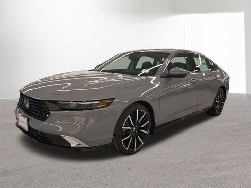 New 2026 Honda Accord Touring image 25