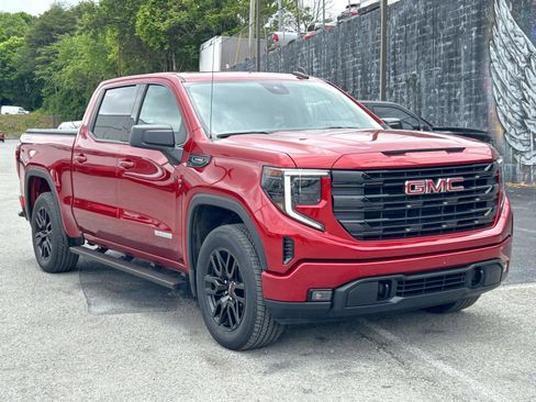 Used 2024 GMC Sierra 1500 Elevation AWD/4WD image 1
