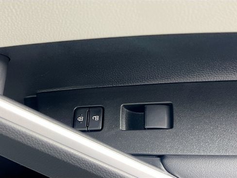 New 2026 Toyota Corolla Cross L FWD image 29