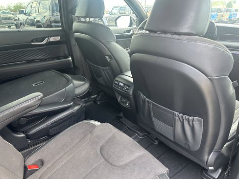 Used 2024 Hyundai Palisade Calligraphy image 27