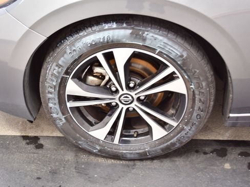 Used 2023 Nissan Sentra SV image 33