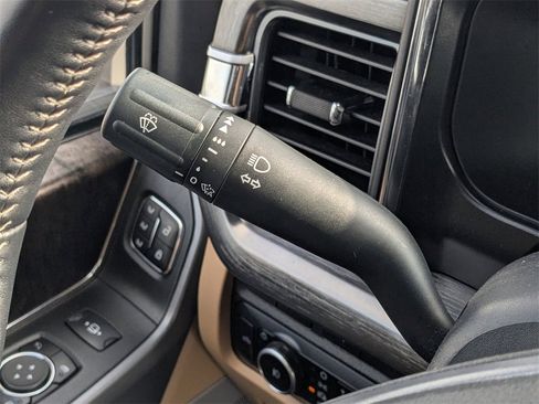 Used 2024 Ford F350 Lariat w/ Lariat Ultimate Package image 23