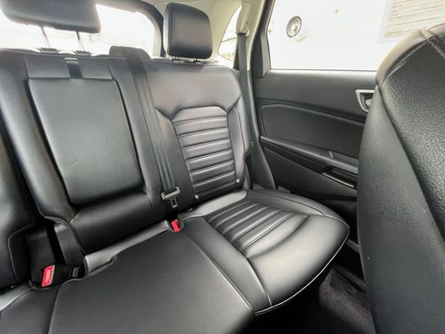 Used 2024 Ford Edge SEL image 35