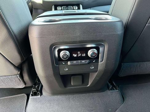 Certified 2021 GMC Yukon Denali w/ Denali Premium Package AWD/4WD image 14