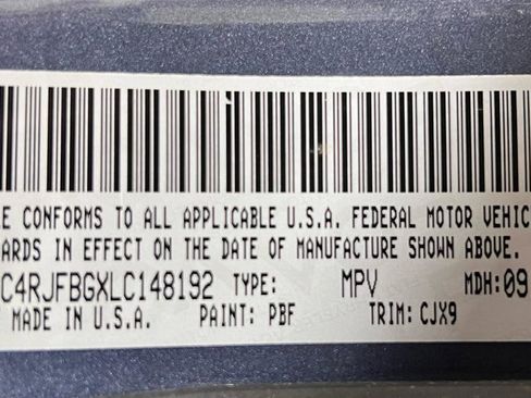 Used 2020 Jeep Grand Cherokee Limited AWD/4WD image 34