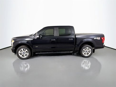 Used 2017 Ford F150 XL w/ Equipment Group 101A Mid image 4