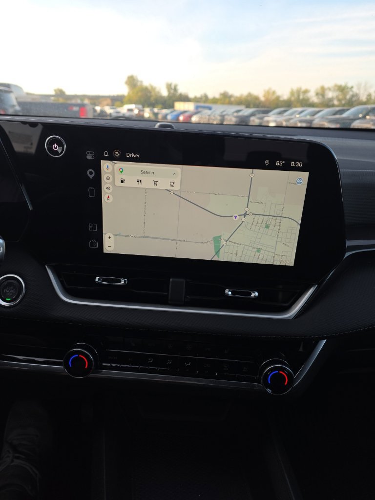 Used 2026 Chevrolet Equinox LT w/ Convenience Package II FWD image 16