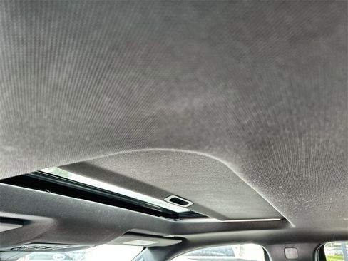 Used 2024 Chevrolet Silverado 1500 ZR2 w/ Technology Package image 19