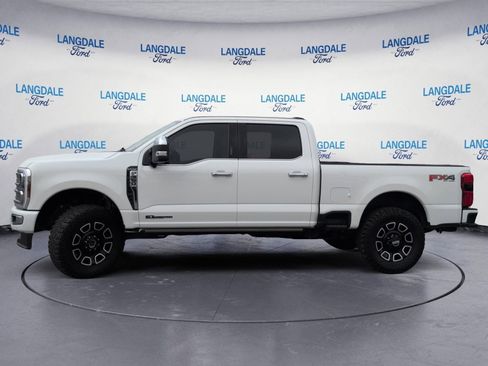 Used 2024 Ford F350 Platinum w/ FX4 Off-Road Package image 10