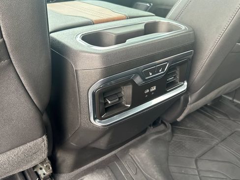 Certified 2024 Chevrolet Silverado 1500 High Country w/ High Country Premium Package AWD/4WD image 11