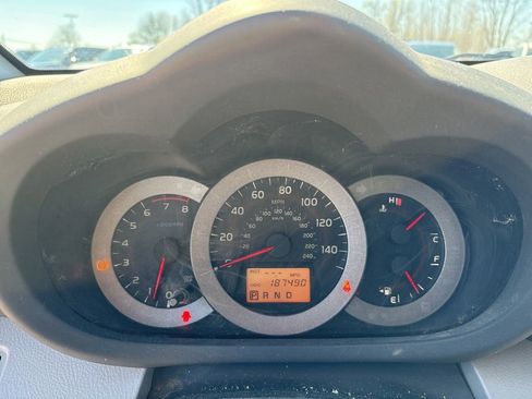 Used 2010 Toyota RAV4 Limited image 28