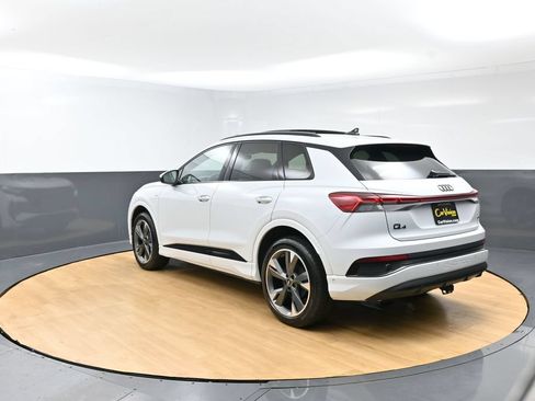 Used 2023 Audi Q4 e-tron Prestige AWD/4WD image 6
