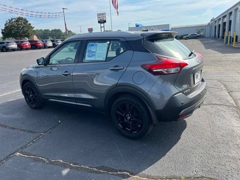 Used 2020 Nissan Kicks SR w/ SR Premium Package FWD image 34