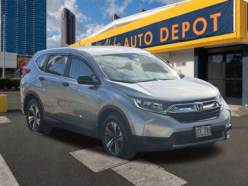 Used 2017 Honda CR-V LX image 5