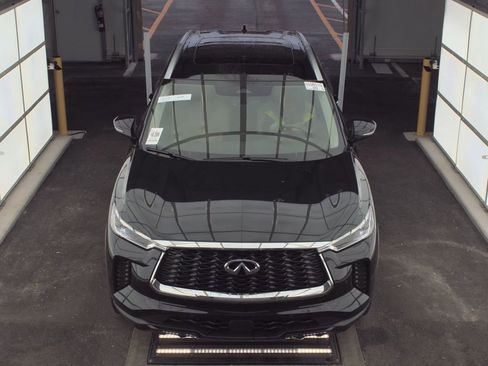 Certified 2023 INFINITI QX60 Luxe w/ Cargo Package FWD image 9