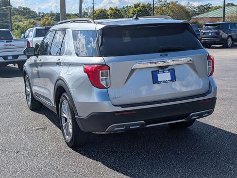 Certified 2023 Ford Explorer XLT w/ Equipment Group 202A image 13