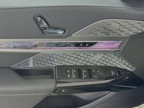 New 2026 BMW 760i xDrive image 18