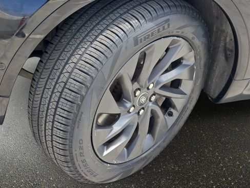 Certified 2023 Land Rover Discovery S R-Dynamic AWD/4WD image 35
