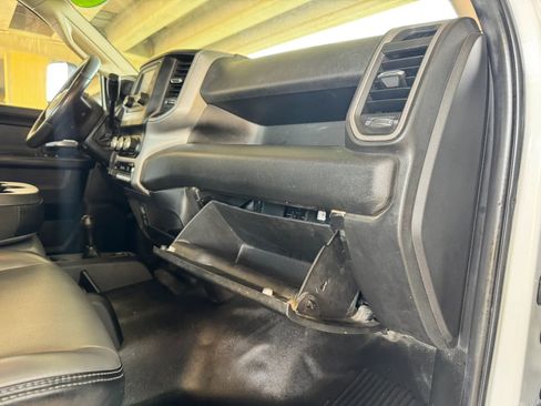 Used 2019 RAM 2500 Tradesman w/ Chrome Appearance Group AWD/4WD image 29