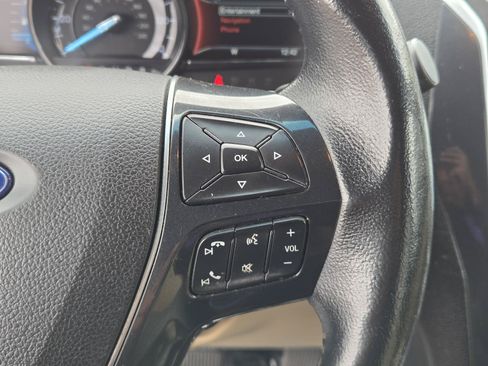 Used 2017 Ford Explorer Limited FWD image 17
