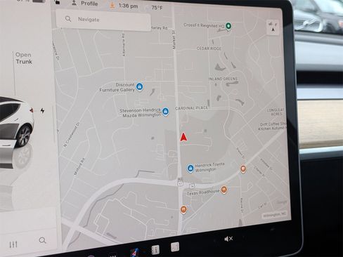 Used 2022 Tesla Model Y Long Range image 22