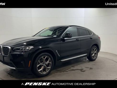 Used 2023 BMW X4 xDrive30i w/ Parking Assistance Package image 4