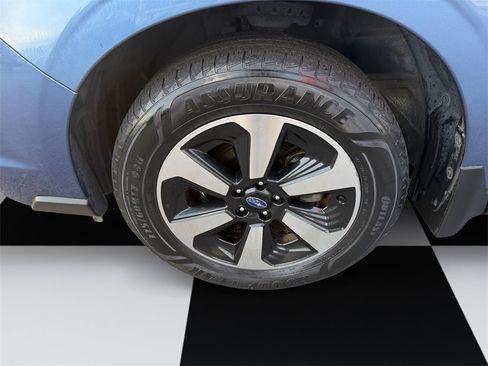 Used 2018 Subaru Forester 2.5i Limited image 14