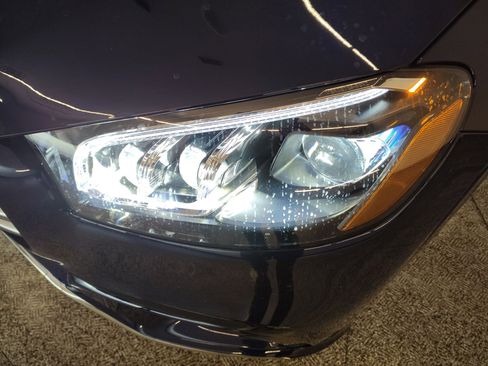 New 2026 Mercedes-Benz GLS 450 4MATIC image 10