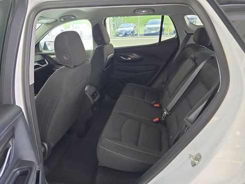 Certified 2024 GMC Terrain SLE image 10