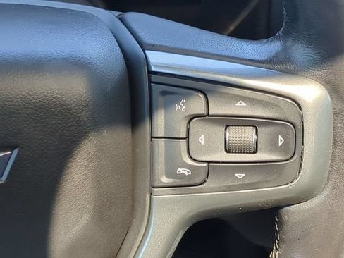 Used 2020 Chevrolet Silverado 1500 LTZ w/ LTZ Premium Package AWD/4WD image 27
