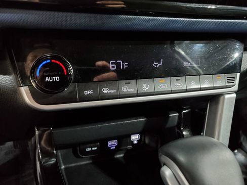 Used 2023 Kia Seltos S FWD image 15
