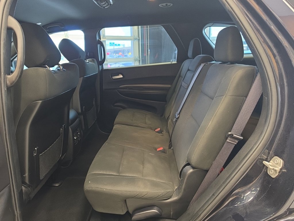 Used 2024 Dodge Durango SXT w/ 3rd Row Seating Group RWD image 38
