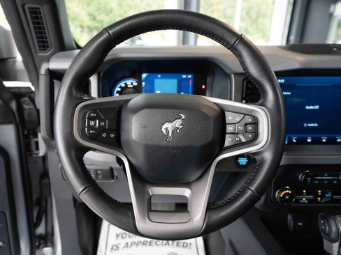 Used 2024 Ford Bronco Black Diamond image 21