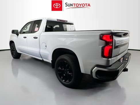 Used 2020 Chevrolet Silverado 1500 Custom w/ Custom Value Package RWD image 6