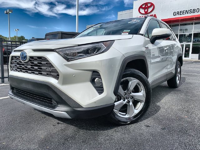 Used 2021 Toyota RAV4 Limited w/ Limited Grade Weather Package AWD/4WD image 4