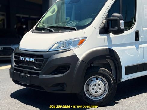 Used 2023 RAM ProMaster 2500 FWD image 2