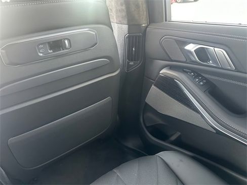 New 2026 BMW X7 xDrive40i w/ M Sport Package image 21
